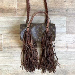 Louis Vuitton Papillon 26 Vintage Boho Bag